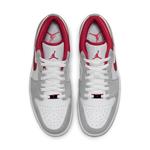 Кроссовки 1 low se 'light smoke grey gym red' Air Jordan, серый - фото 4