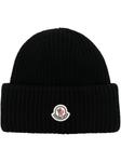 Шапка бини в рубчик с нашивкой-логотипом Moncler, черный - фото