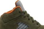 Кроссовки Air Jordan 5 Retro TD 'Olive' 2024, зеленый - фото 2