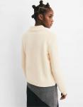 Мягкий вязаный свитер Pull&Bear бежевого цвета - фото 3