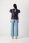 Блуза Scotch & Soda CAP SLEEVE WITH PEPLUM, Pheasant/Dark Blue - фото 4