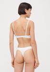 Трусы ONLY ONLVICKY THONG 3 PACK, Bright White/Off-White - фото 3