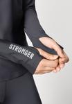 Топ Stronger PACE HALF ZIP, Black - фото 6