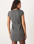 Мини-платье с защипом от ASOS DESIGN серого цвета - фото 4