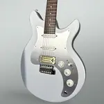 Eastman Fullertone DC’62 2025 - Ледяной синий металлик - фото 3