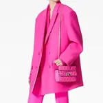 Valentino Кожаная сумка через плечо с шипами - фото 5