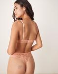 Кружевные стринги Free People в коралловом цвете - фото 4