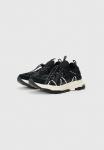 Кроссовки Armani Exchange Trainers, Black - фото 2