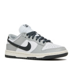 Кроссовки Nike Wmns Dunk Low 'Light Smoke Grey', серый - фото 2