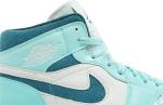 Кроссовки Wmns Air Jordan 1 Mid SE 'Bleached Turquoise', синий - фото 2