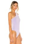 Боди superdown Devonne One Shoulder, лавандовый - фото 3