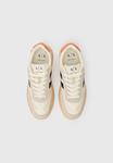 Кроссовки Armani Exchange Trainers, Off White/Orange Rust/Orange - фото 4