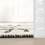 Коврик с геометрическим рисунком из оборотной шерсти June nuLOOM, 122x183 см, светло-бежевый - фото 3