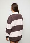 Толстовка Stradivarius STRIPE PRINT, Dark Brown - фото 2