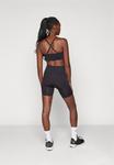 Леггинсы SHAPELUXE SEAMLESS SHORT Puma, цвет black - фото 3