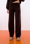 Брюки Stradivarius Trousers, Dark Brown - фото 2