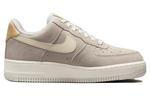 Кроссовки Nike Air Force 1 Low '07 'Light Bone' Women's - фото 2
