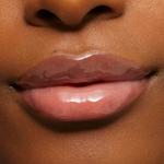 Блеск для губ Kylie Cosmetics Gloss Drip, sheer nude/sweet like hunny - фото 4