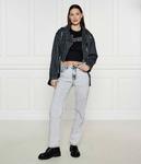 Футболка женская Guess Jeans короткая с логотипом, черный - фото 2