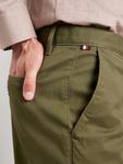 Повседневные брюки-чинос TOMMY HILFIGER DENTON, Olive - фото 3