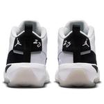 Кроссовки (GS) Air Jordan Max Aura 7 'White Summit White Black' - фото 3