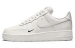 Женские кроссовки для скейтбординга Nike Air Force 1, White - фото