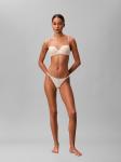 Calvin Klein Трусы-стринги в цвете Cream - фото