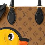Футболка Louis Vuitton OnTheGo Pm Monogram Reverse - фото 4