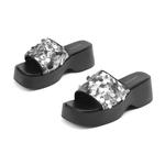 Шлепанцы и сланцы DAPHNE Slide Slippers Women's - фото 6