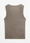 Топ Massimo Dutti ROUND NECK WITH SEAM DETAILS, Brown - фото 6