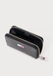 Кошелек Tommy Jeans MUST SMALL, Black - фото 3