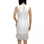 Женское белое вышитое платье Bebe - фото 2