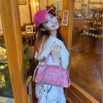 CULTIVATOR Кросс-боди сумка унисекс малого размера розово-красный экрю, Ecru - фото 11