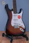 Squier Affinity Series Stratocaster 3-тоновый взрыв - фото 3