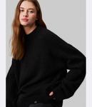 Свитер женский Calvin Klein Jeans объемный, черный - фото 4