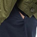 Universal Works Чино в стиле милитари из твила, синий - фото