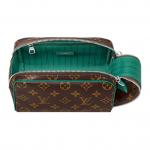 LOUIS VUITTON Дорожная косметичка - фото 3