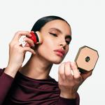 Бронзер nude couture matte Carolina Herrera, 20 - medium, вес 8 гр. - фото 4