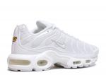 Кроссовки Nike Wmns Air Max Plus 'Triple White', белый - фото 3