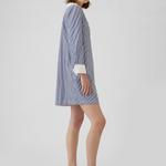 Короткое платье-рубашка в полоску Gap, белый - фото 4