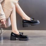 Лоферы женские Pooq, черный - фото 4