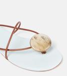 Doma декорированные кожаные сандалии Christopher Esber, Chalky Blue - фото 5