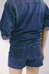 Джинсовые шорты mom H&M, синий - фото 4