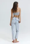 Рваные джинсы в стиле "мама" Pull&Bear, Light Blue - фото 3