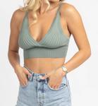 Укороченный свитер с V-образным вырезом в цвете Dark Sage ENDLESS BLU. - фото 3