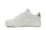 Кроссовки Nike Wmns Air Force 1 '07 ESS 'Platinum Tint', белый - фото 3