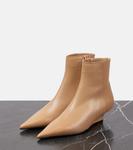 Кожаные ботильоны Sharp 40 Toteme, кэмел - фото 4