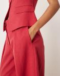 Укороченные брюки-бочонки Mango красного цвета - фото 4