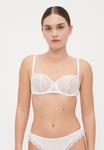 Бюстгальтер Chantelle HALF CUP BRA, White - фото