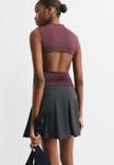 Топ PULL&BEAR OPEN-BACK, Dark Red - фото 3